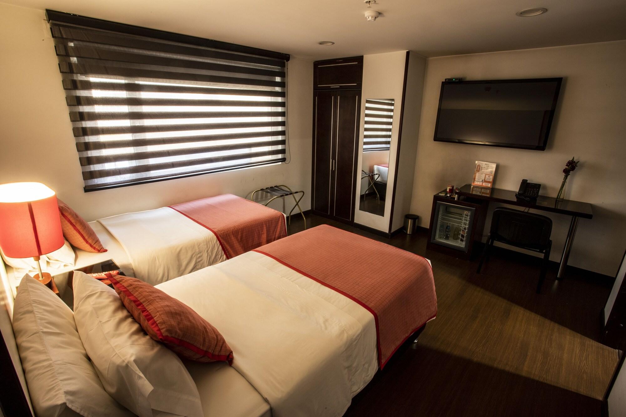 Hotel Sheridan Bogota Exterior photo